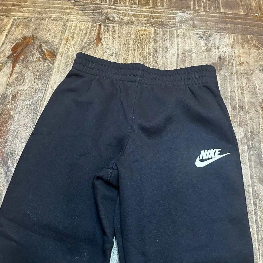 NEW Black Nike Sweatpants sz S (4-5) Pullon Sweatpants boys